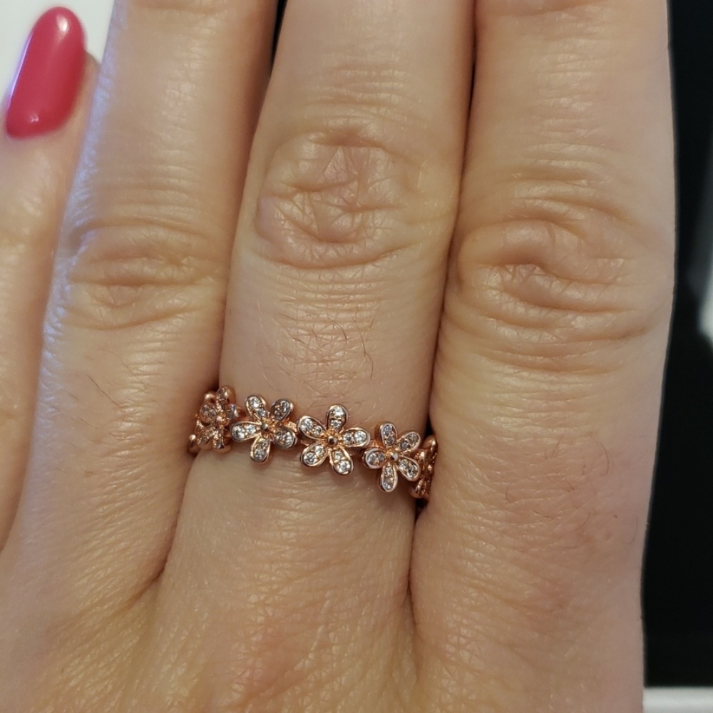 Pandora DAZZLING DAISY RING - Picture 5 of 5